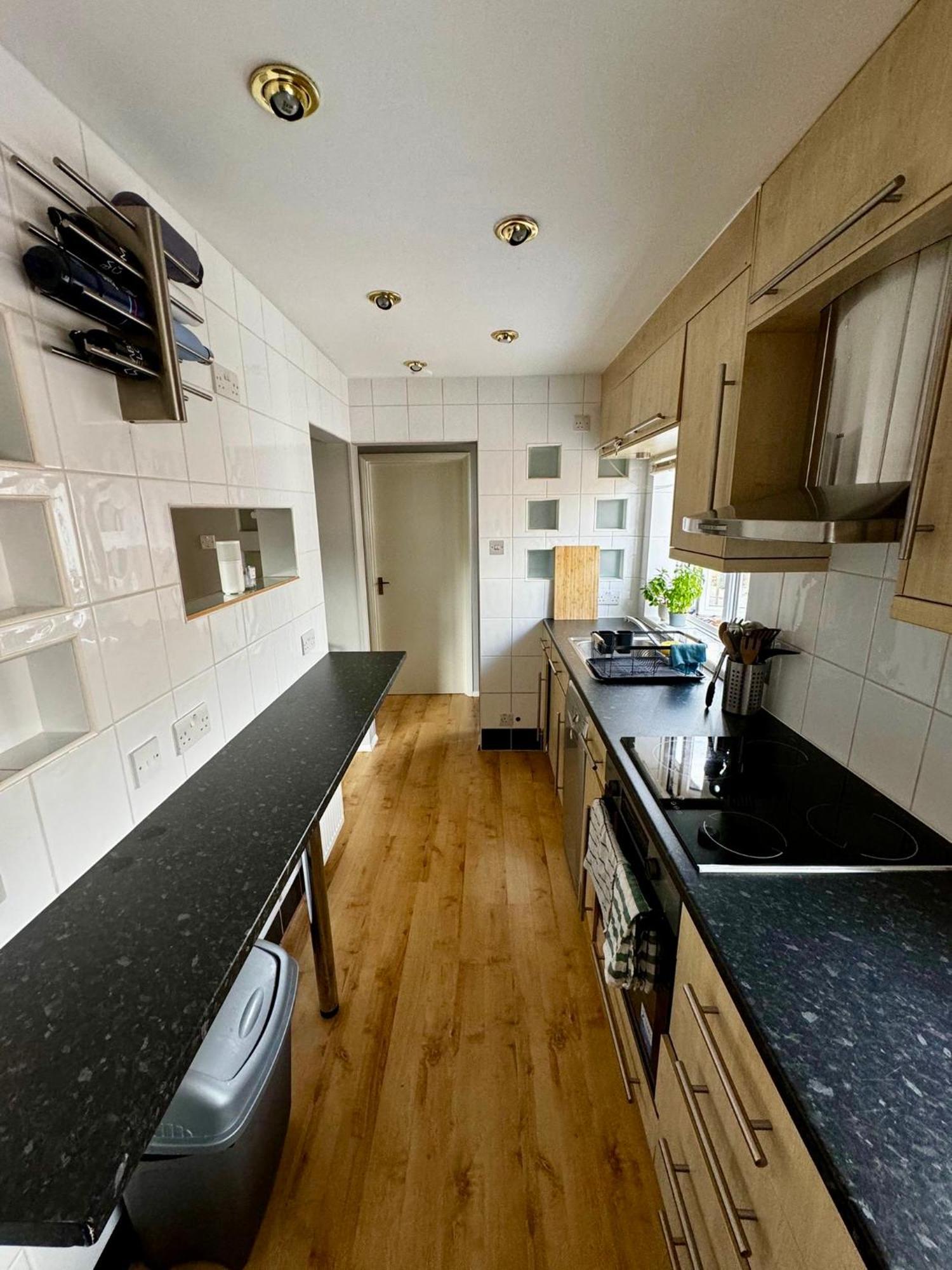 Amazing En-Suite Apartment In Finchley Central ลอนดอน ภายนอก รูปภาพ