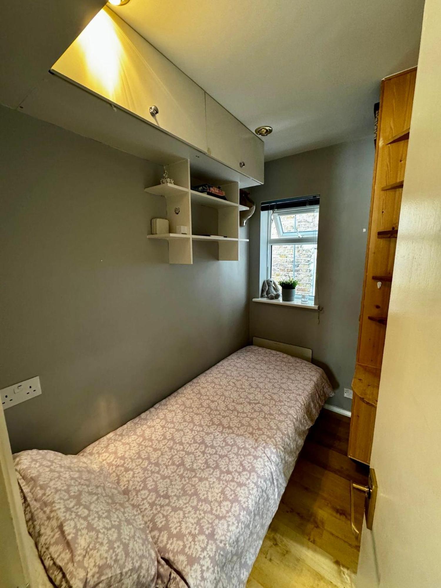 Amazing En-Suite Apartment In Finchley Central ลอนดอน ภายนอก รูปภาพ