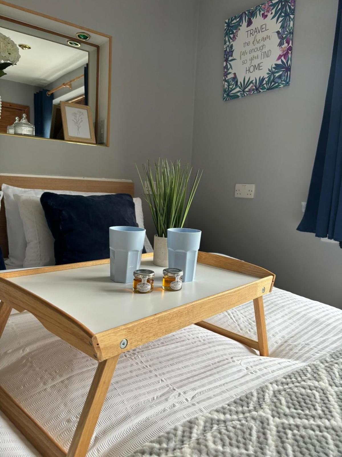 Amazing En-Suite Apartment In Finchley Central ลอนดอน ภายนอก รูปภาพ